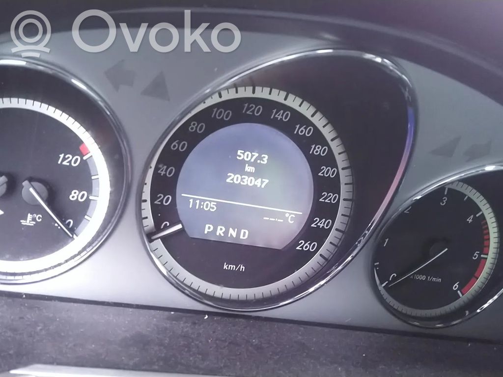 Mercedes-Benz GLK (X204) Vitezometru (grup de instrumente) 