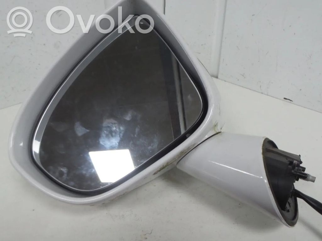 Opel Meriva B Front door electric wing mirror 