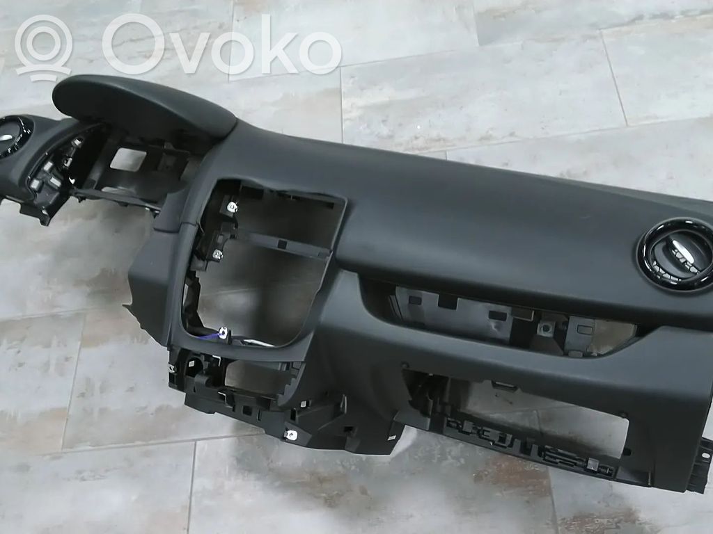 Renault Clio IV Панель 