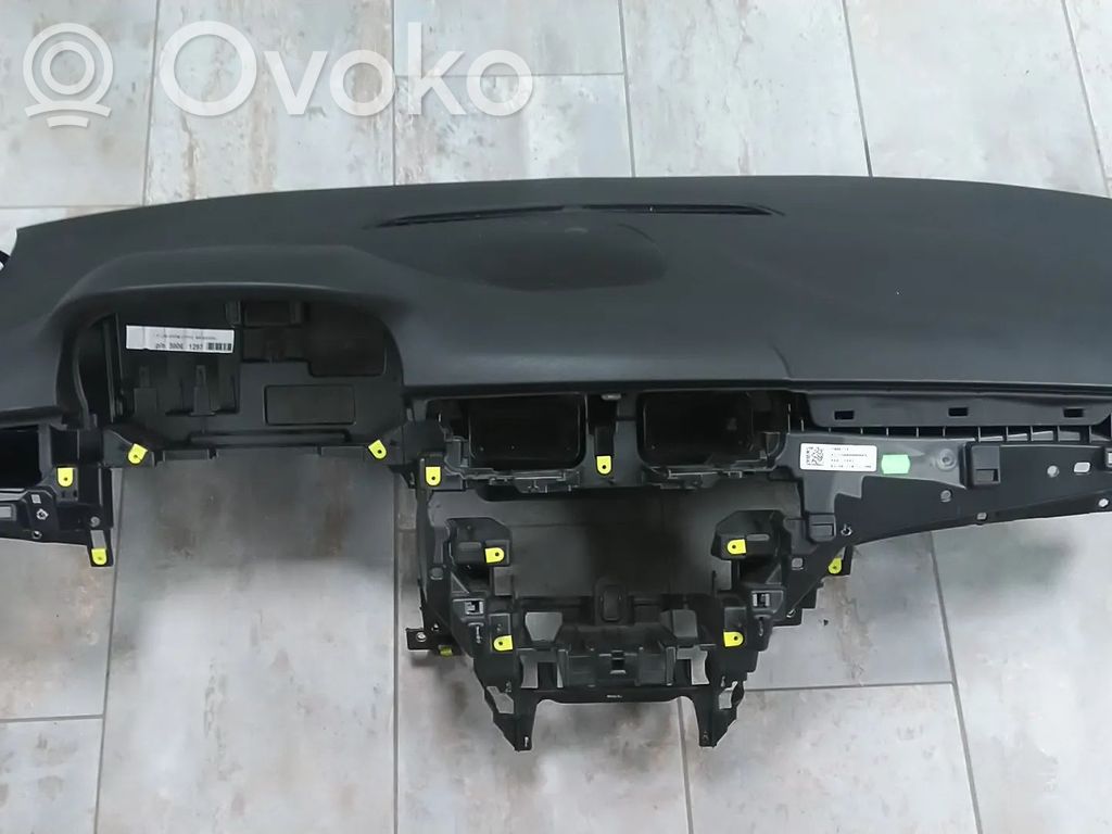 Opel Corsa E Panelė 