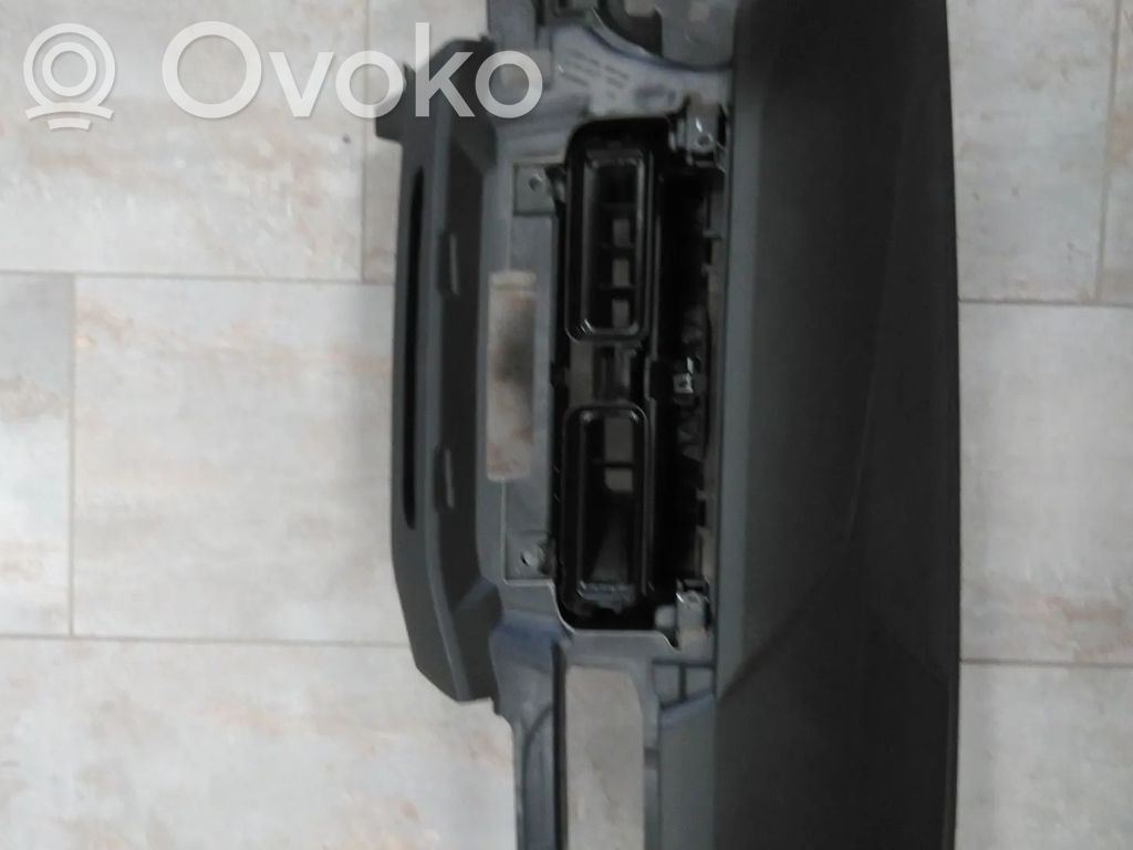 Audi A4 S4 B9 Bord 