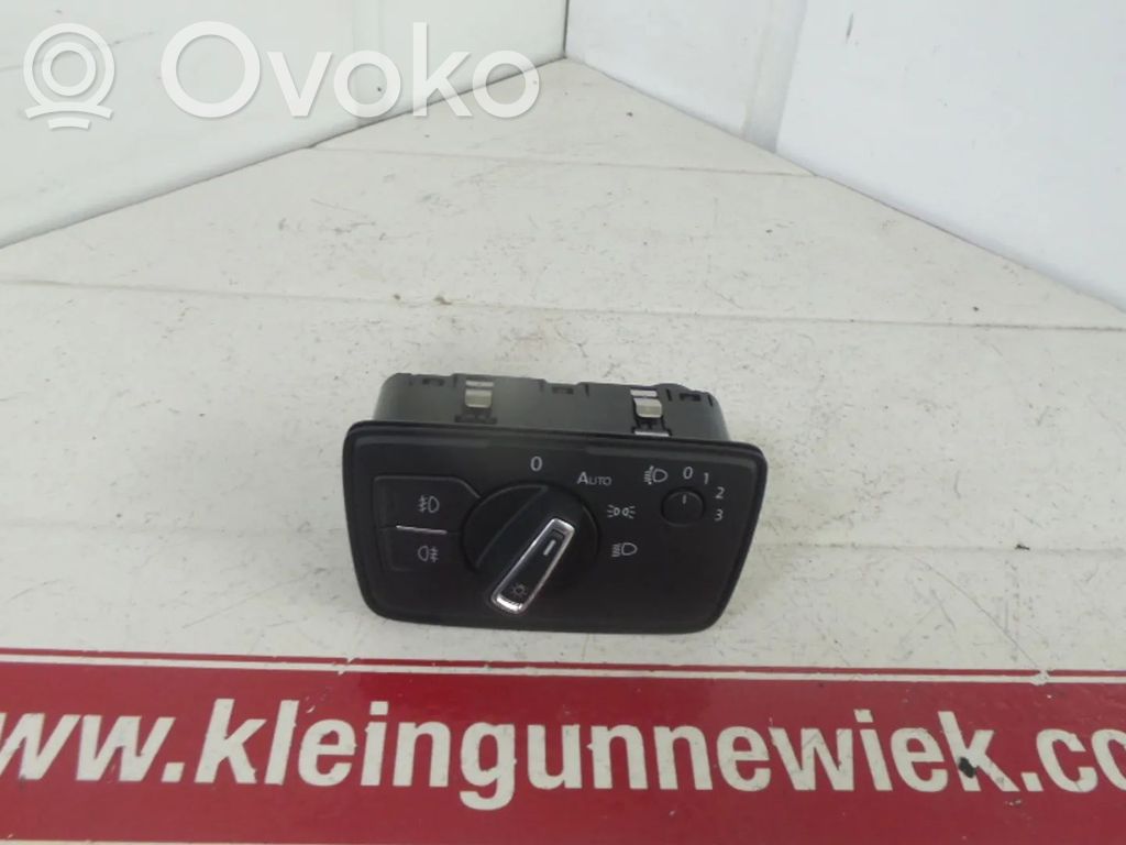 Volkswagen PASSAT B8 Altra parte interiore