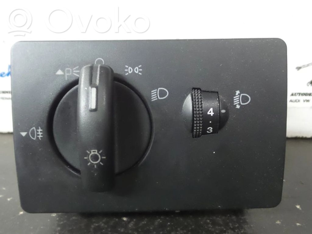 Other interior part   7M5T13A024EA