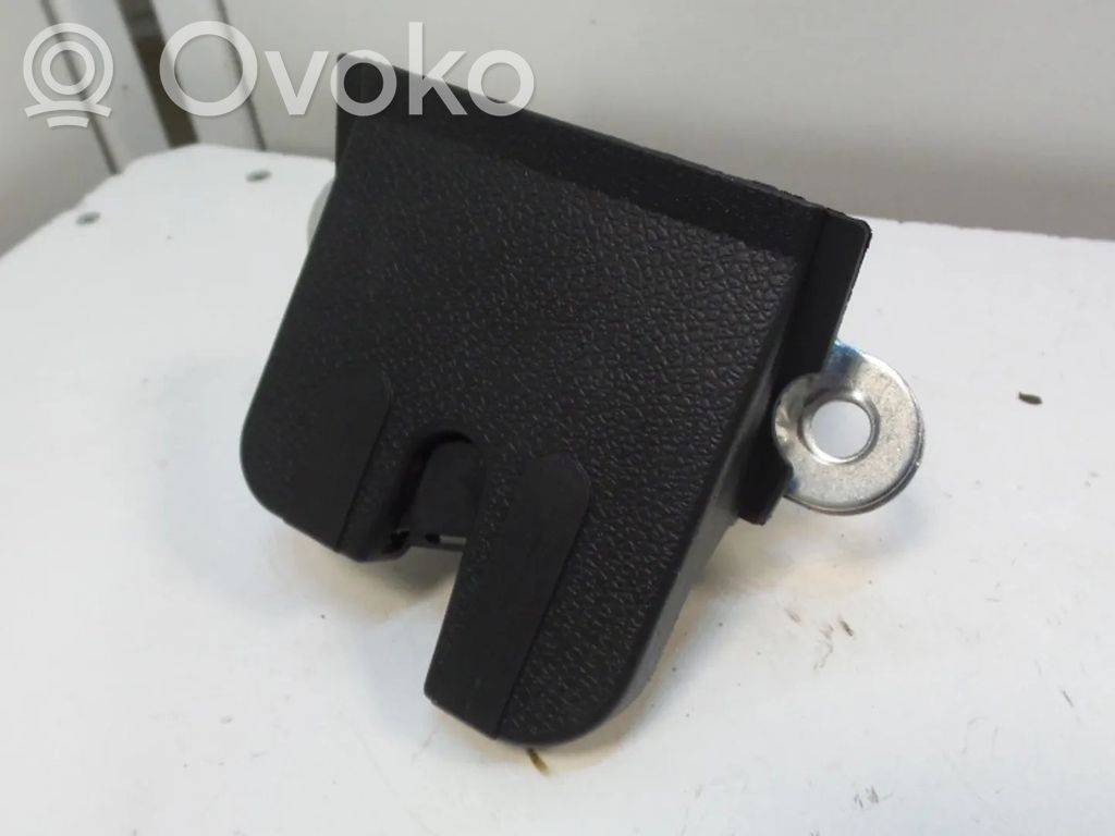 Volkswagen Golf VII Zamek klapy tylnej / bagażnika 