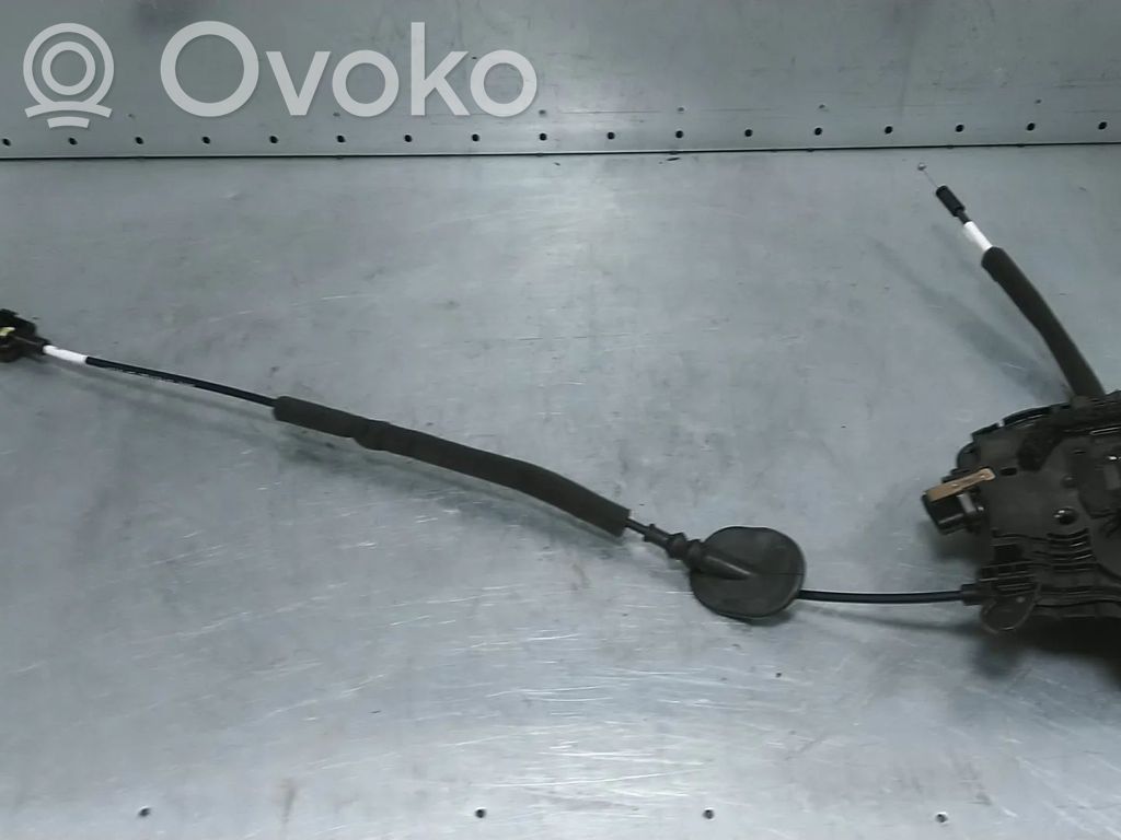Takaoven lukko   825029017R