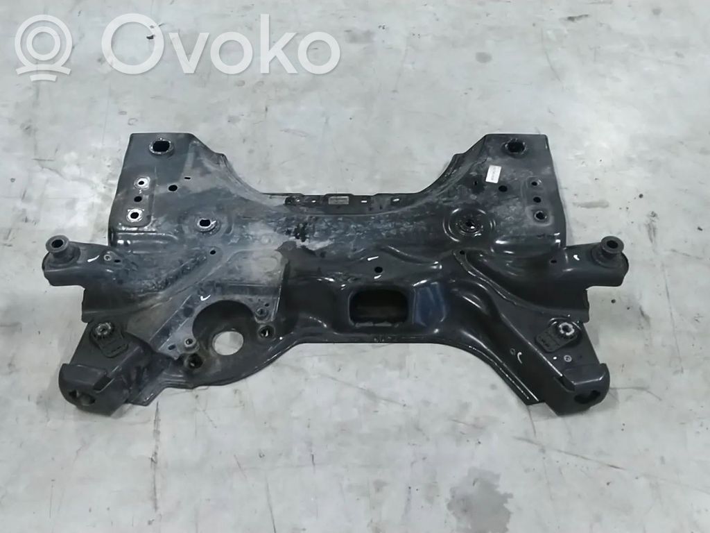 Opel Vivaro Передняя траверса 