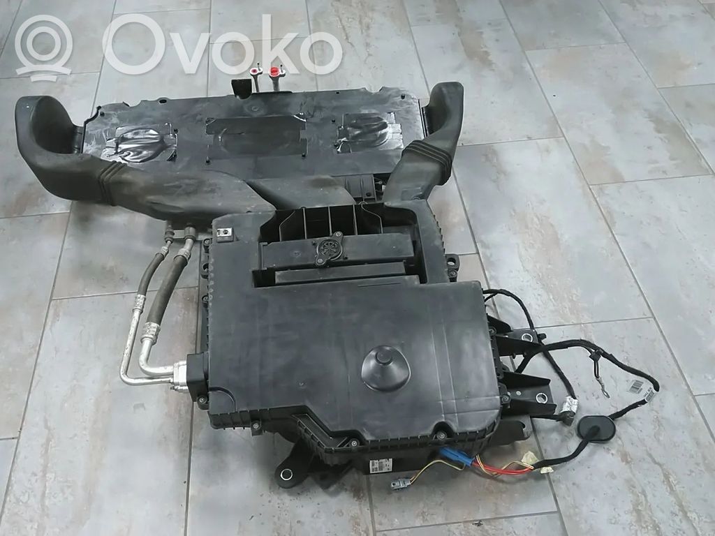 Renault Zoe Obudowa nagrzewnicy 