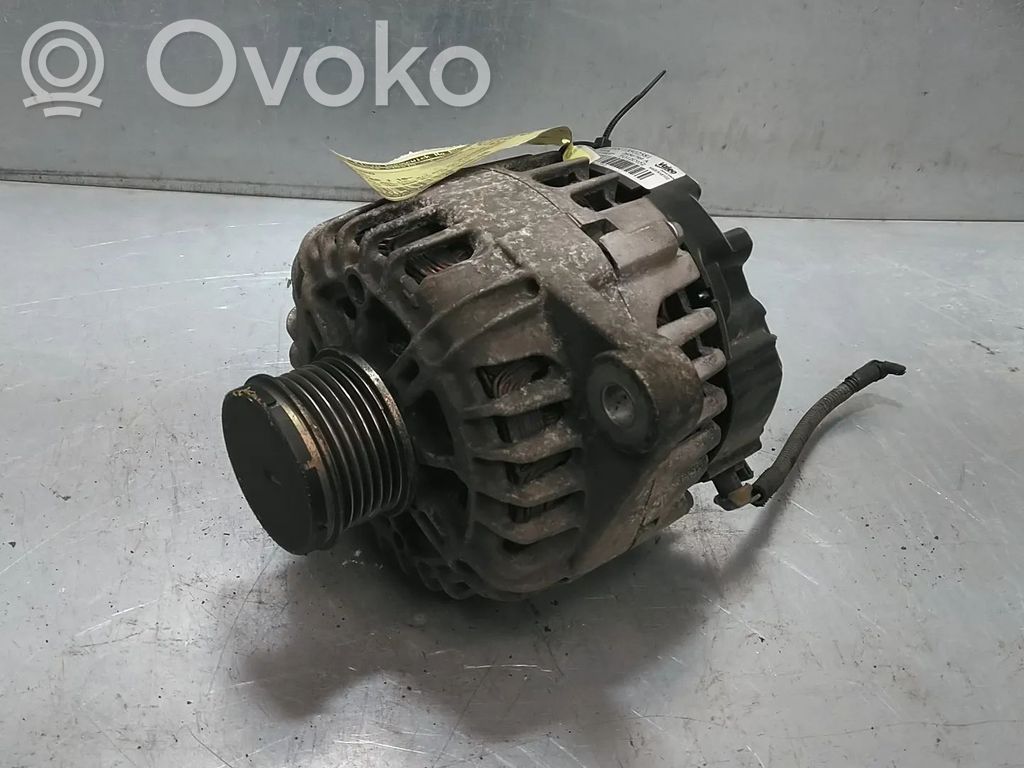 Opel Astra J Alternator 