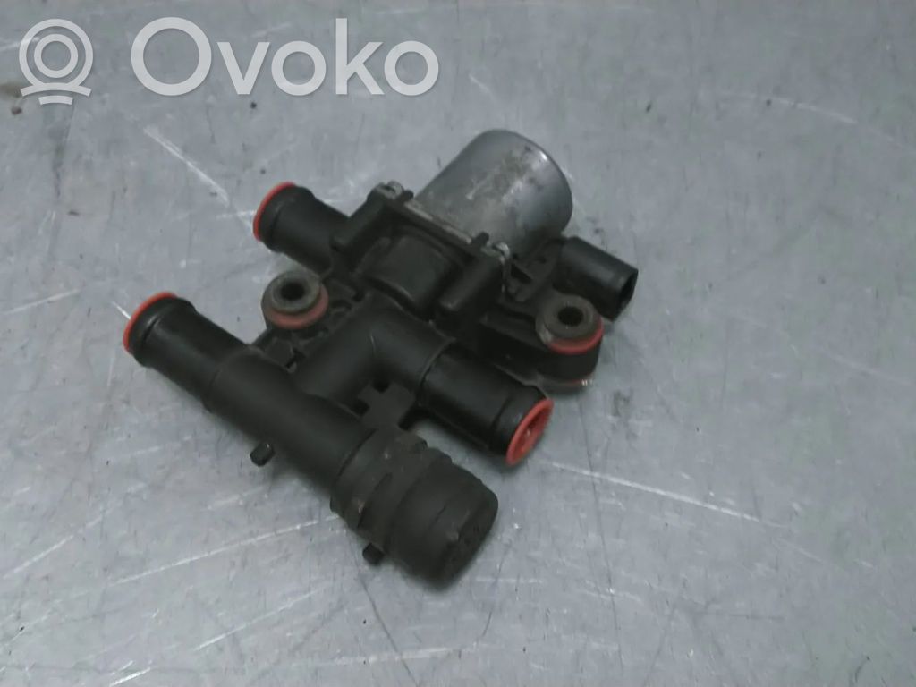 Audi Q7 4M Supapă control încălzitor lichid răcire 