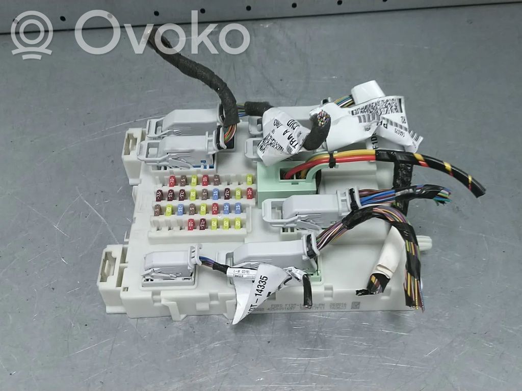 Ford C-MAX II Module de fusibles 