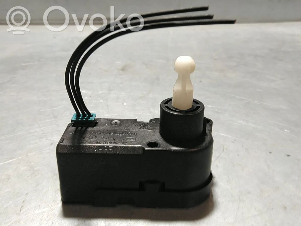 Opel Zafira B Motor reglare nivel far 