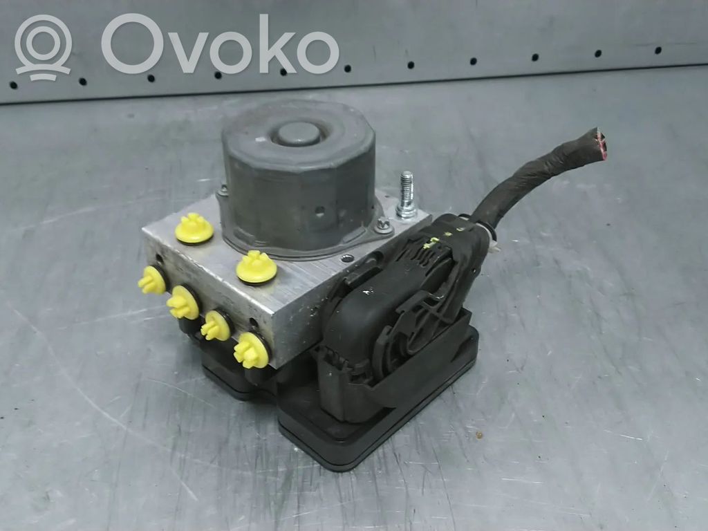 Renault Twingo III ABS bloks 