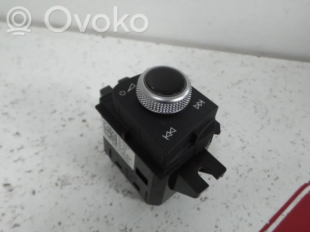 Altra parte interiore   8W1919616