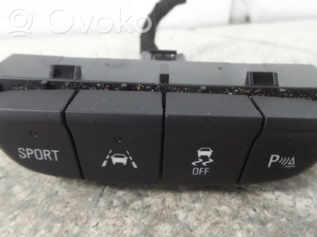Vauxhall Astra K Altra parte interiore 