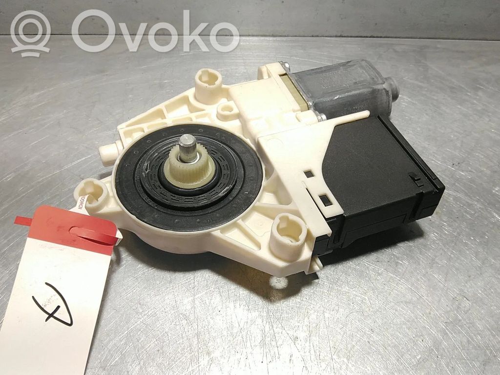 Renault Megane III Motor del regulador de la ventanilla de la puerta delantera