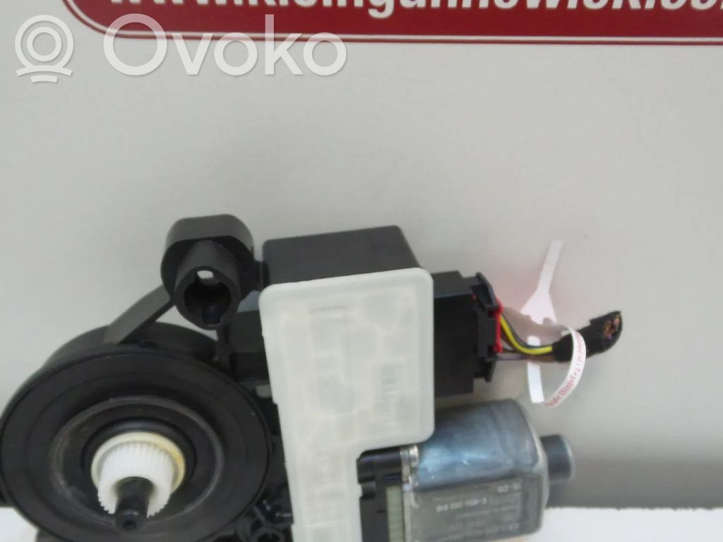Seat Leon (5F) Motorino alzacristalli della portiera anteriore