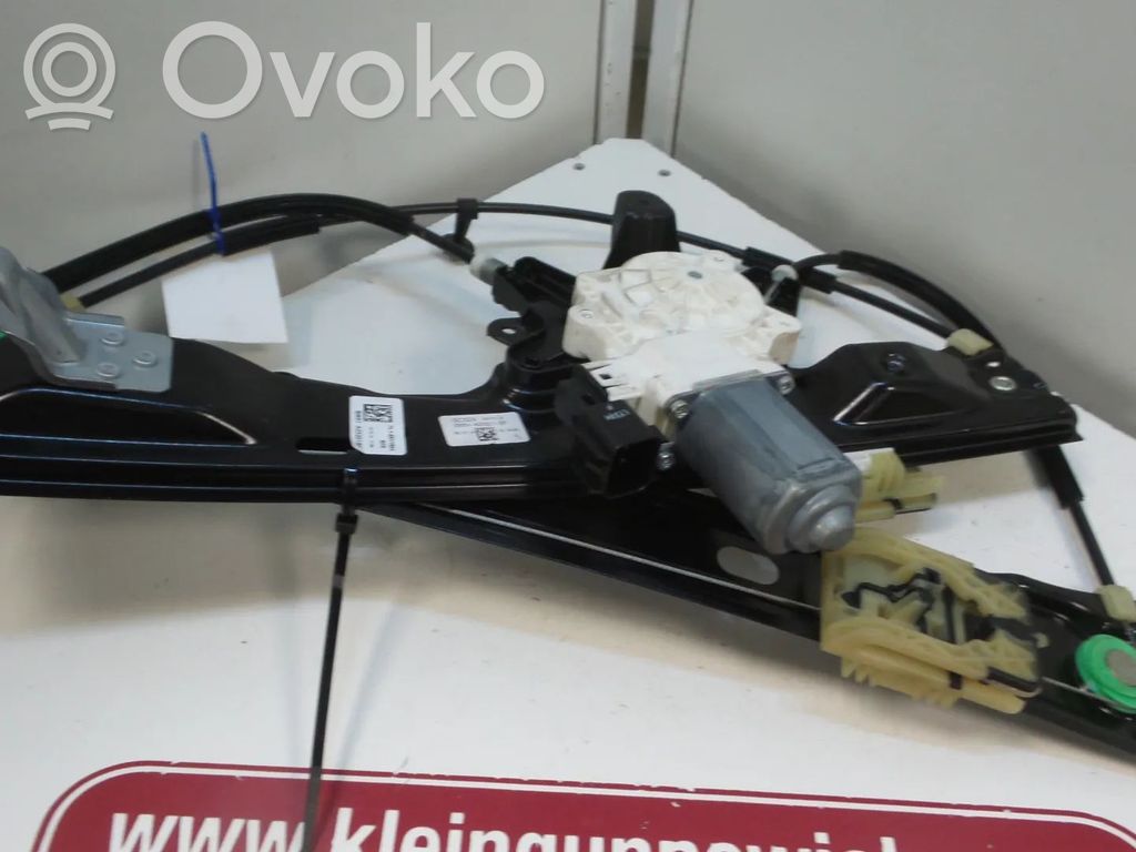 Ford Focus Front door window regulator motor 