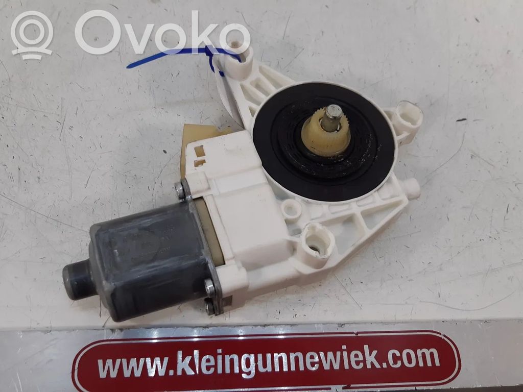 Mercedes-Benz C W204 Motor macara geam ușă față
