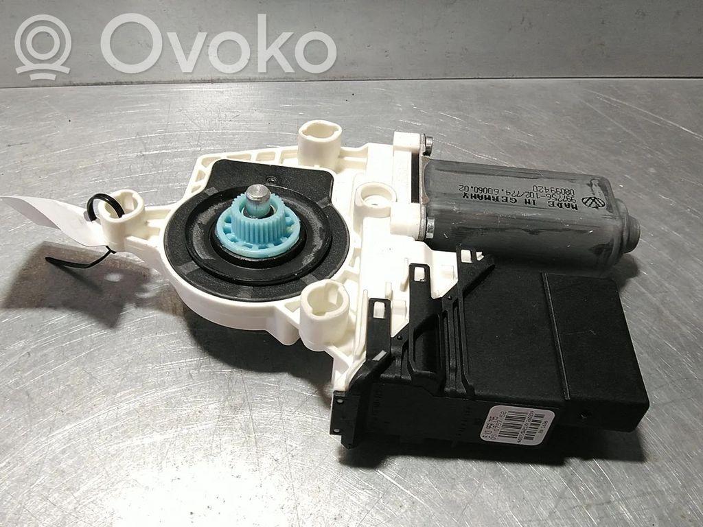 Volkswagen Golf VI Silnik regulatora szyby drzwi przednich