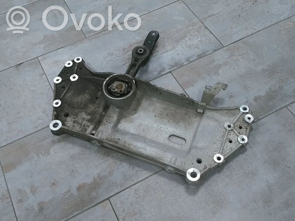 Volkswagen Golf VI Priekinis traversas 