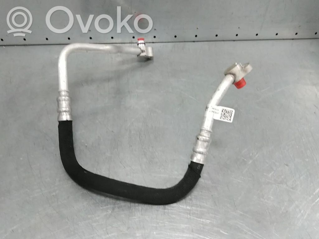 Audi Q5 SQ5 8R Ilmastointilaitteen putki (A/C) 