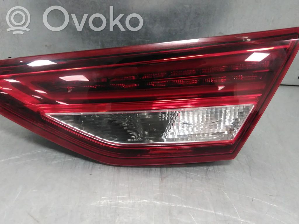 Seat Leon (5F) Galinis žibintas kėbule 