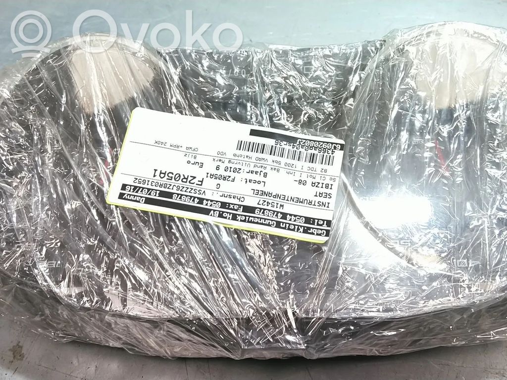 Seat Ibiza IV (6J,6P) Vitezometru (grup de instrumente) 