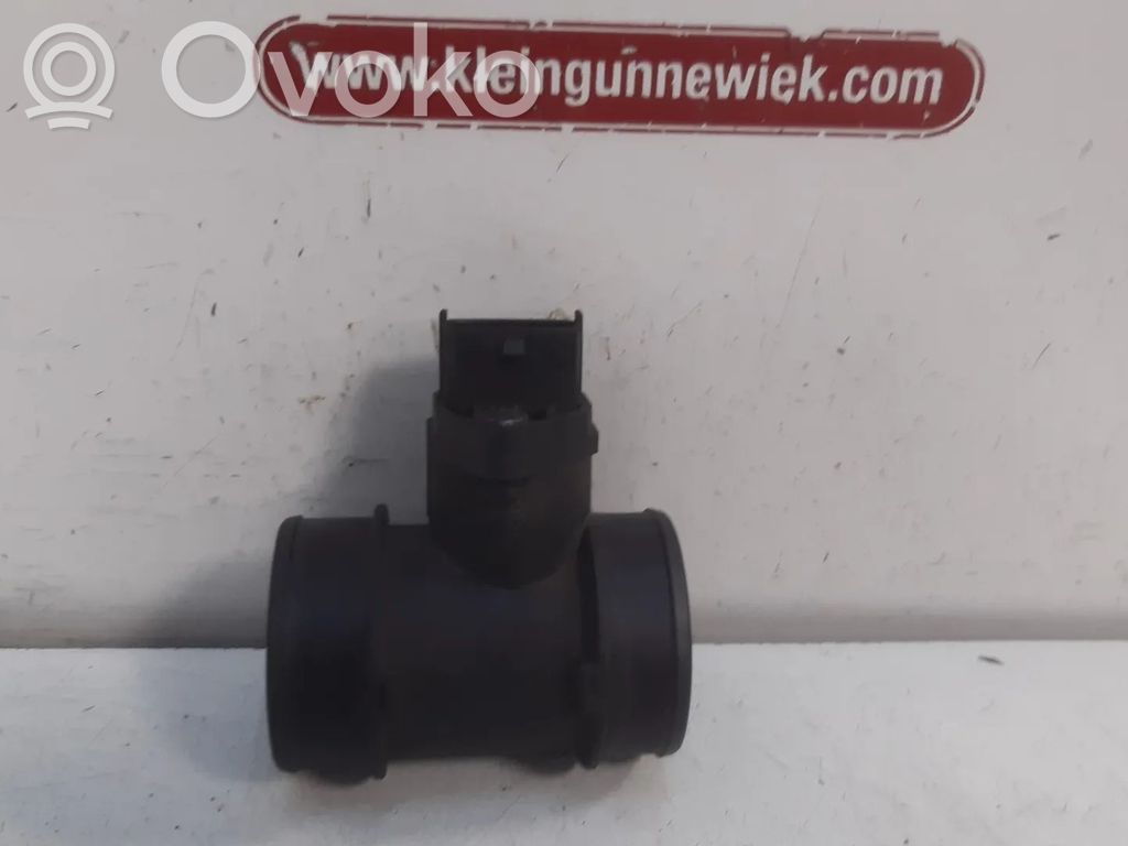 Opel Corsa C Ilmamassan virtausanturi 