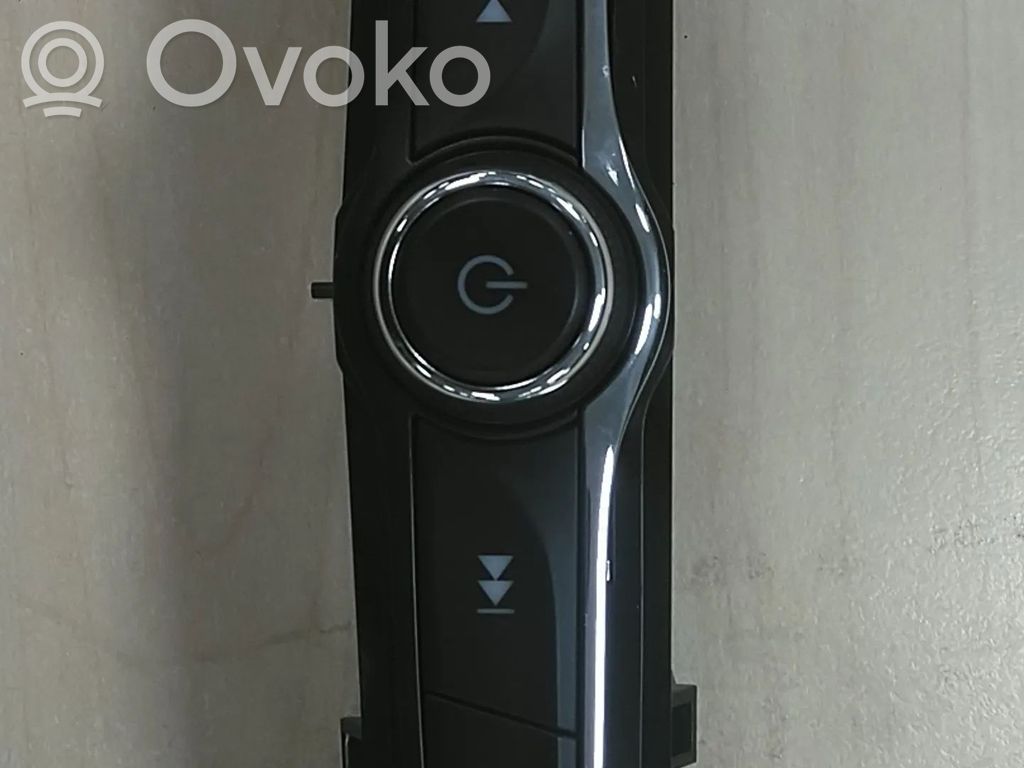 Opel Karl Inne części wnętrza samochodu 