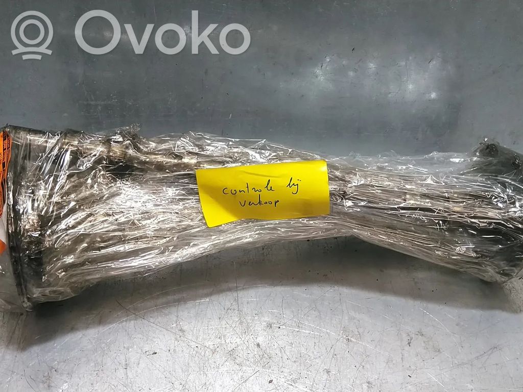 Mercedes-Benz A W169 Wałek rozrządu 