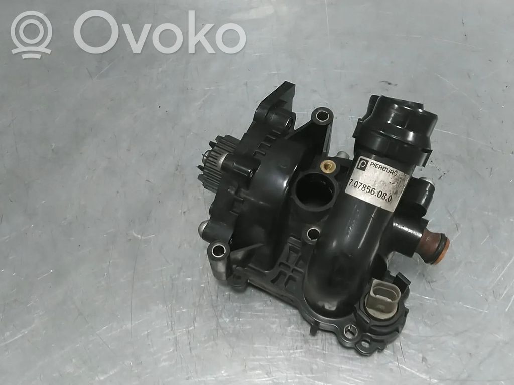 Audi A4 S4 B8 8K Vesipumppu 