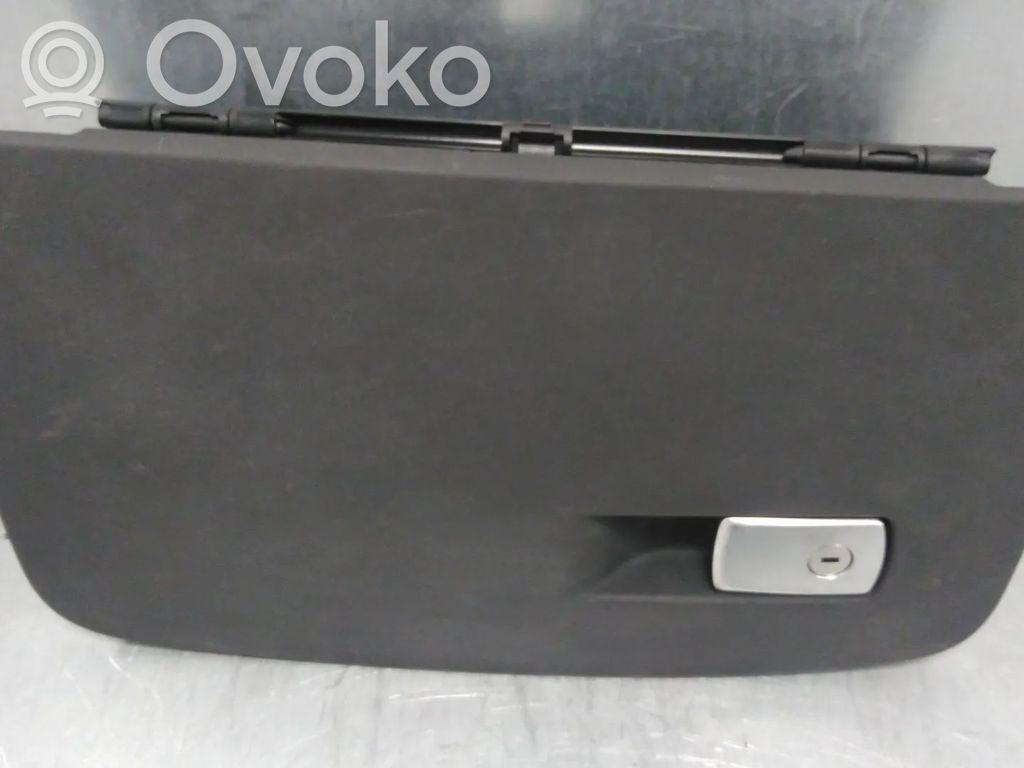 BMW 5 G30 G31 G38 Schowek deski rozdzielczej / Komplet 