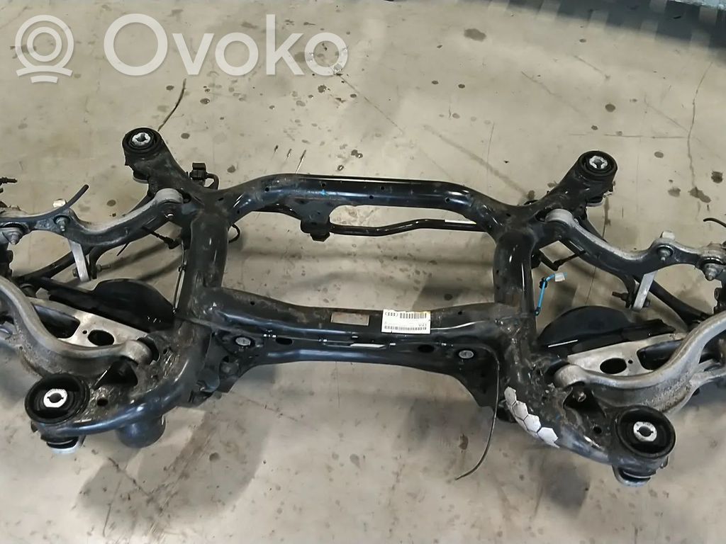 Audi Q7 4M Belka osi tylnej 