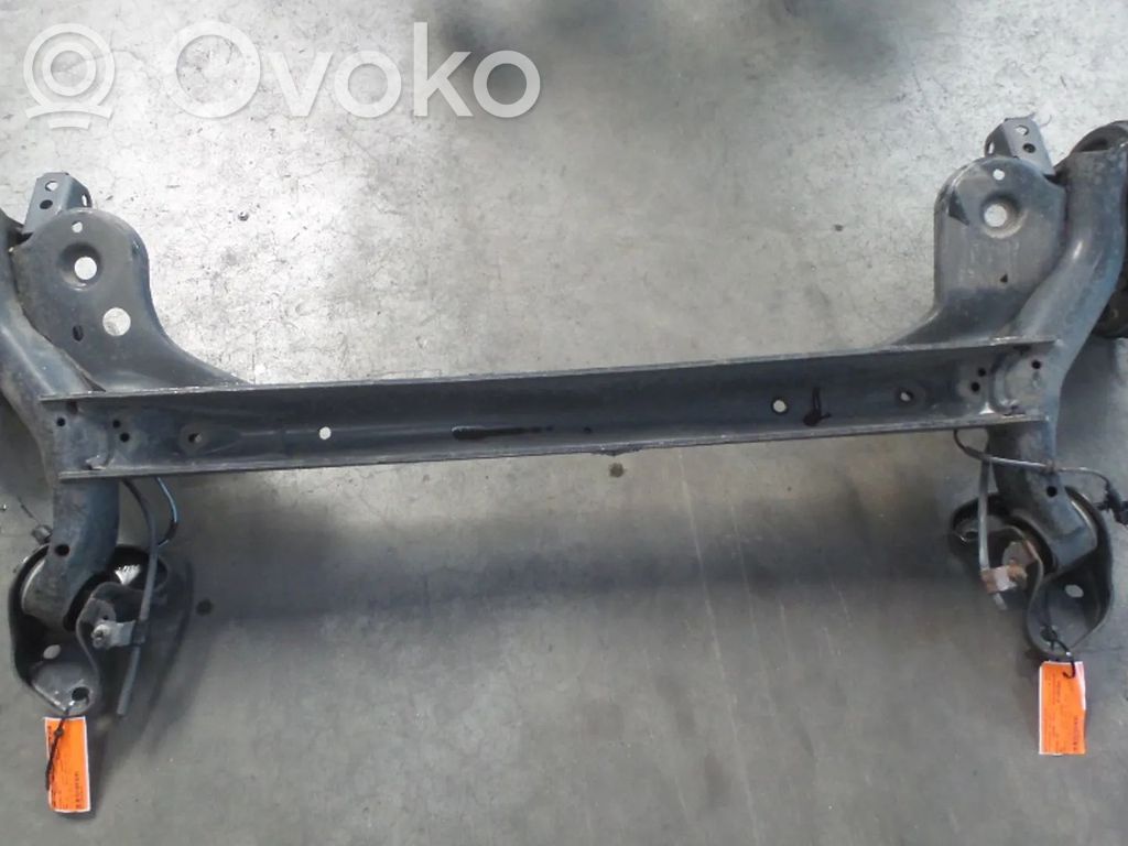 Ford B-MAX Galinis tiltas 