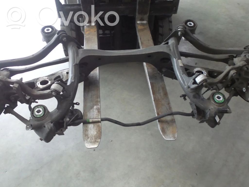 Audi A4 S4 B9 Galinis tiltas 