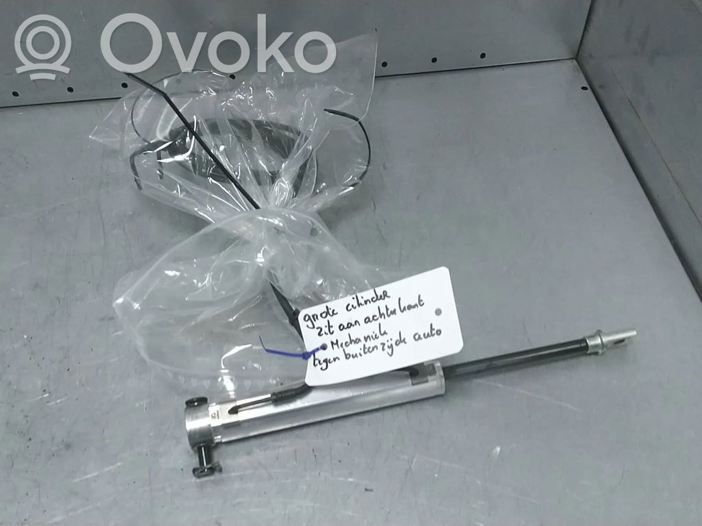 Mercedes-Benz E W213 Cylindre hydraulique de toit pliant