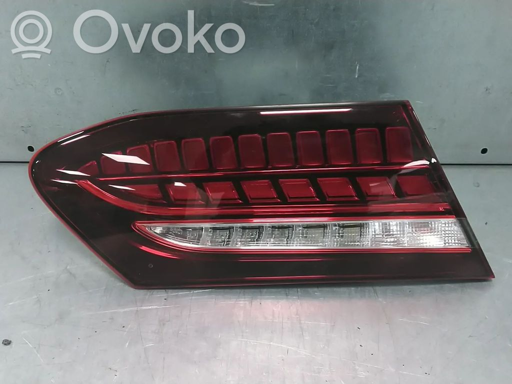 Mercedes-Benz E W213 Luci posteriori
