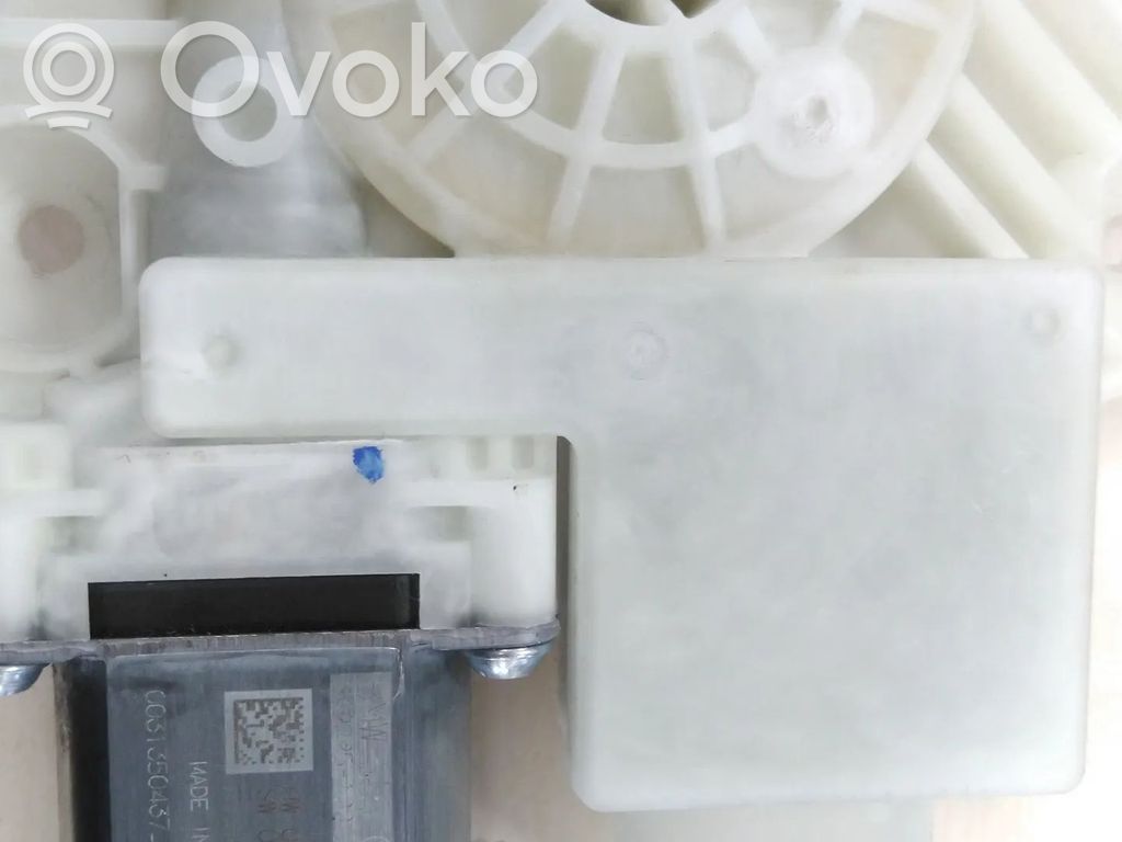 BMW 5 G30 G31 G38 Silnik regulatora szyby drzwi przednich 