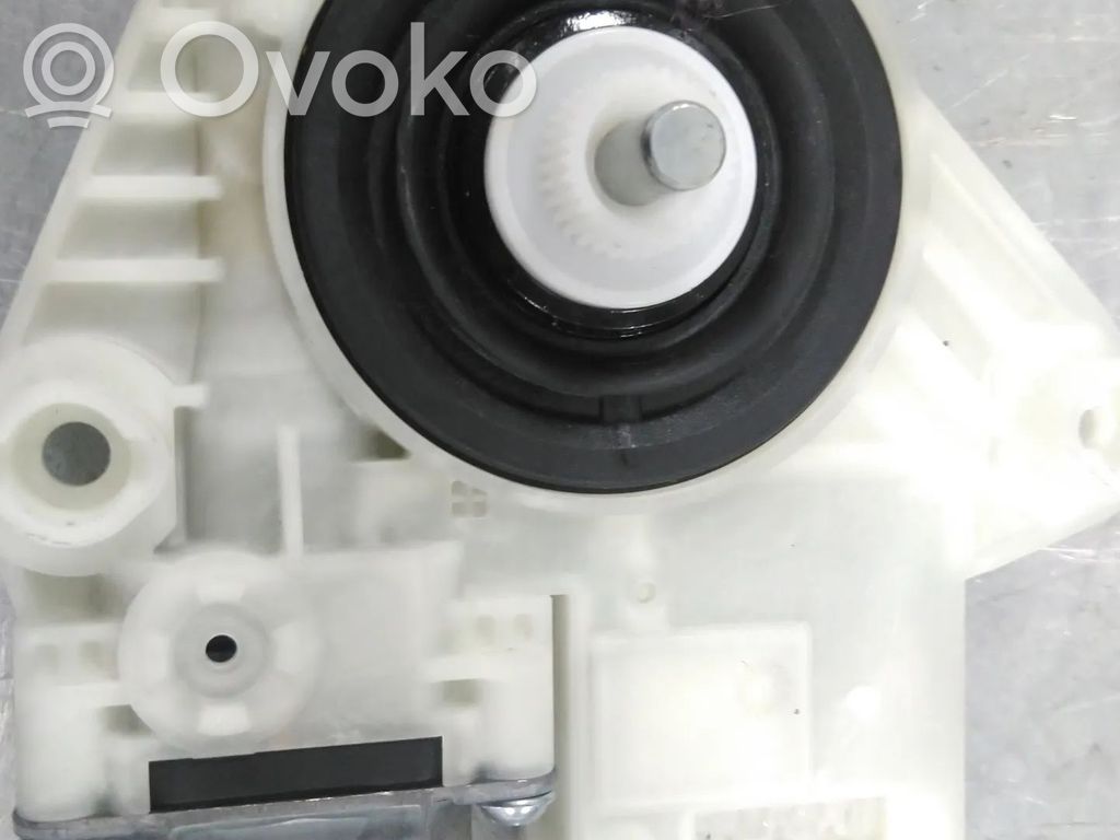 BMW 5 G30 G31 G38 Silnik regulatora szyby drzwi przednich 