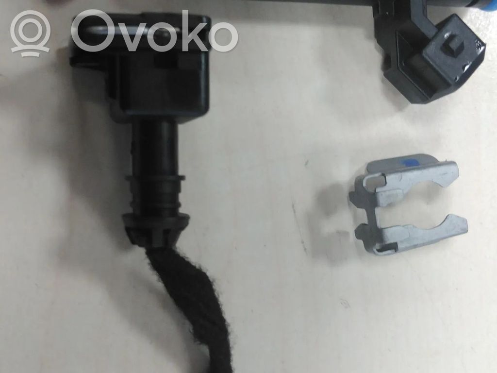 Inyector de combustible   55353806,5817429,A18XER