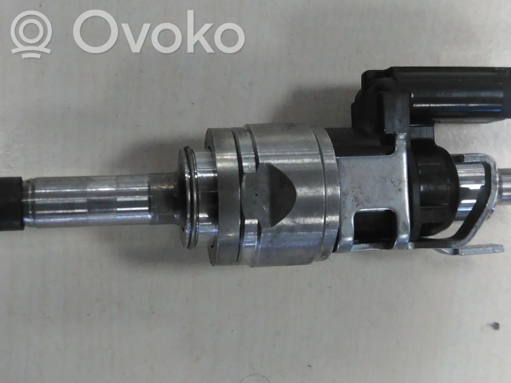 Volvo XC60 Fuel injector 