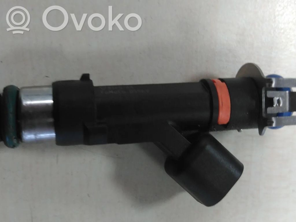 Ford C-MAX II Inyector de combustible 