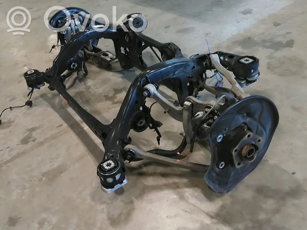 Audi e-tron Galinis tiltas 