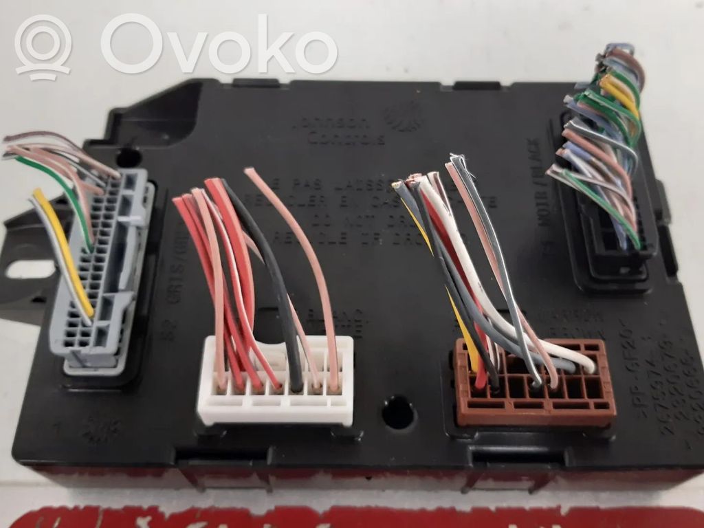 Renault Twingo III BSM Control unit 
