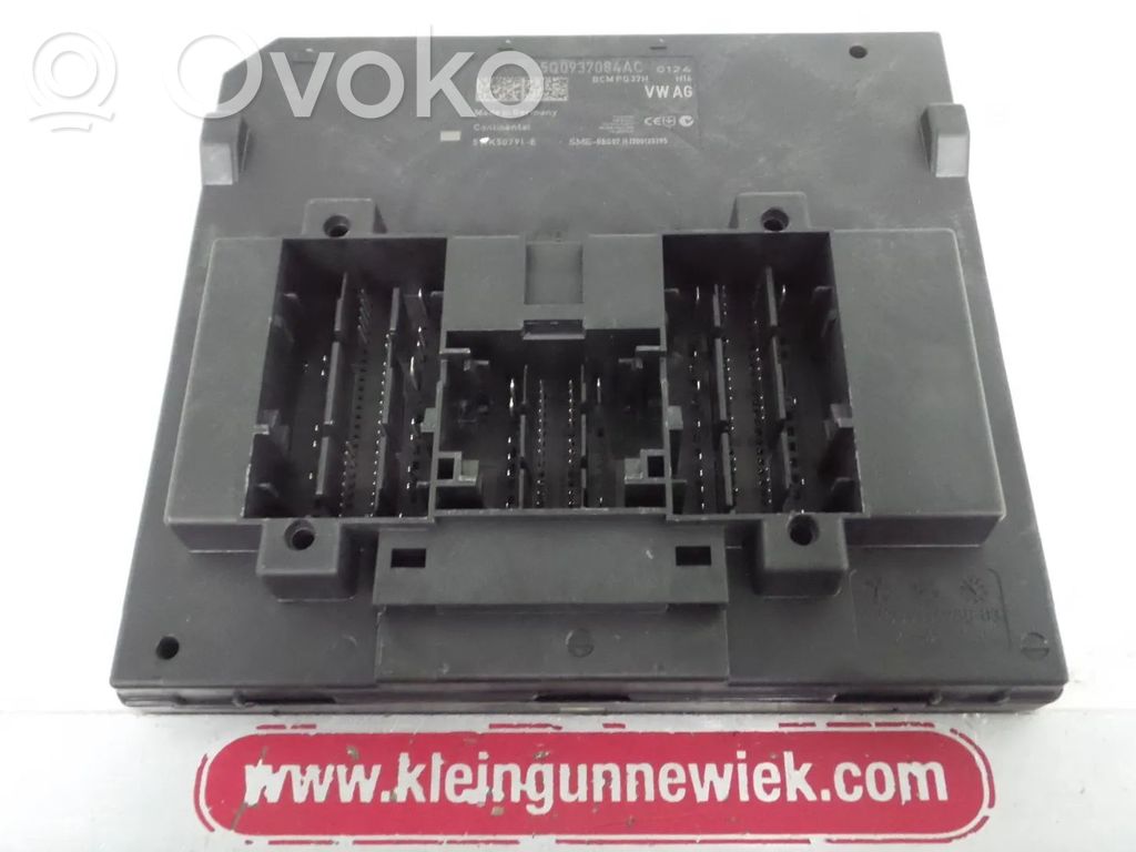 Moduł / Sterownik BSM   5Q0937084AC,5Q0937084AB,5Q0937084ACZ00,5Q0937084AD,5Q0937084AE,5Q0937084AF,5Q0937084AG,5Q0937084AH,5Q0937084AJ,5Q0937084D,5Q0937084E,5Q0937084F,5Q0937084G,5Q0937084H,5Q0937084J,5Q0937084R,5Q0937084S,5Q0937084T,CJZA