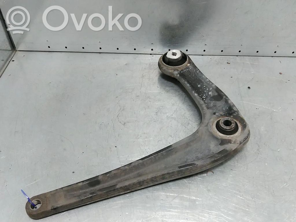Opel Vivaro Priekinė svirtis 