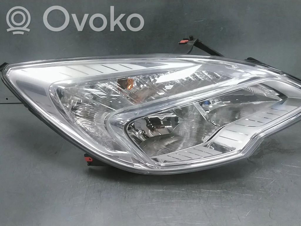 Opel Meriva B Lampa przednia 