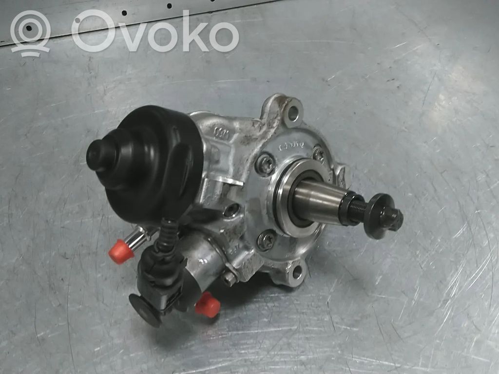 BMW 3 G20 G21 Pompa wtryskowa wysokiego ciśnienia 