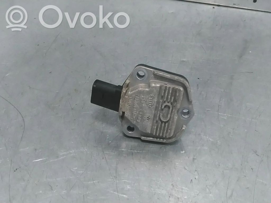 Volkswagen Golf V Oil level sensor 