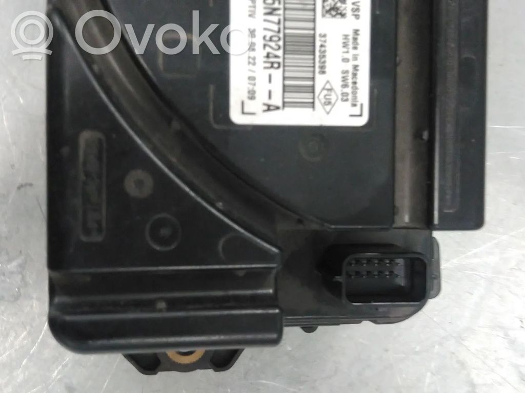 Renault Arkana Etuoven kaiutin 